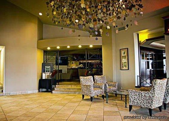 Quality Inn & Suites Bay Front Sault Ste. Marie Interior photo